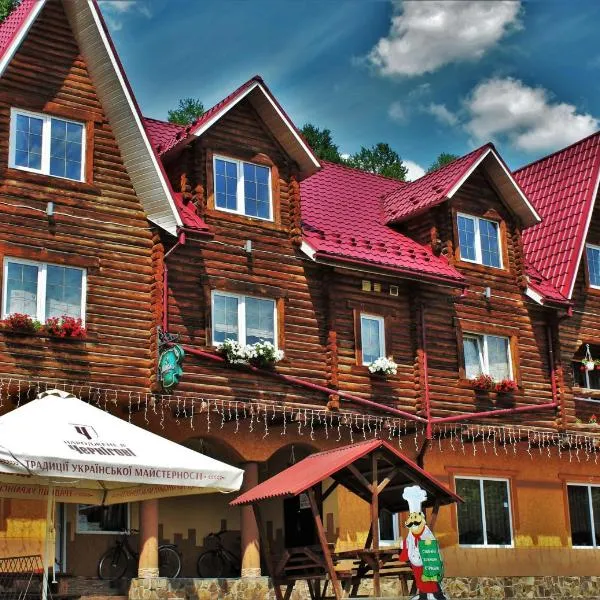 "LiAn" Family Hotel & Restaurant, hotel em Volosyanka