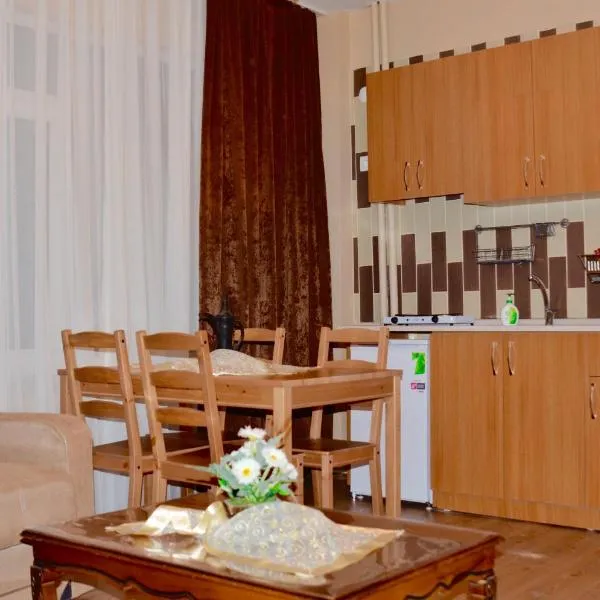 Elit Apartments and Suites Corlu, מלון בMarmaraereglisi