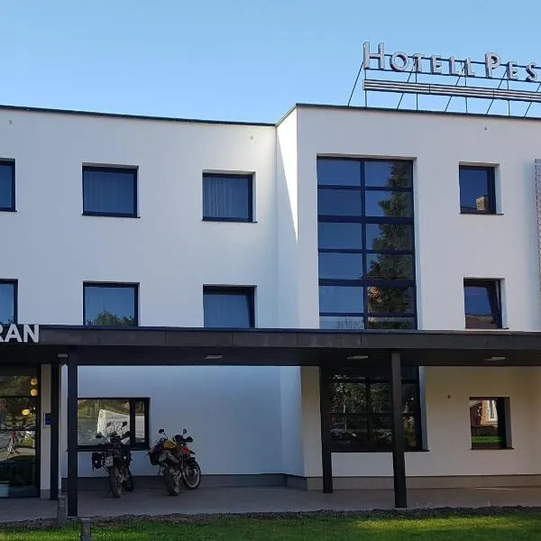 Pesa Hotel, hotel in Põlva