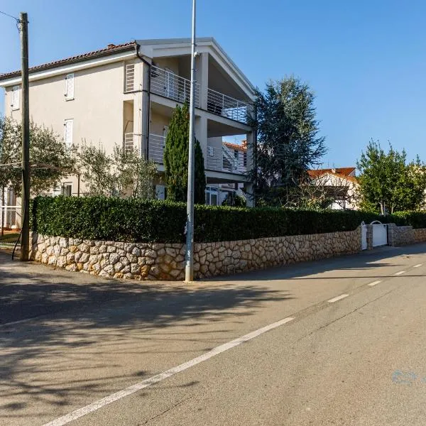 Apartmani "RUŽA", hotel in Porat