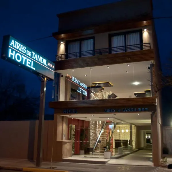 Hotel Aires de Tandil, hotell i Tandil