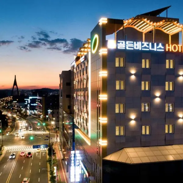 Golden Business Hotel, hotel v destinaci Čindžu