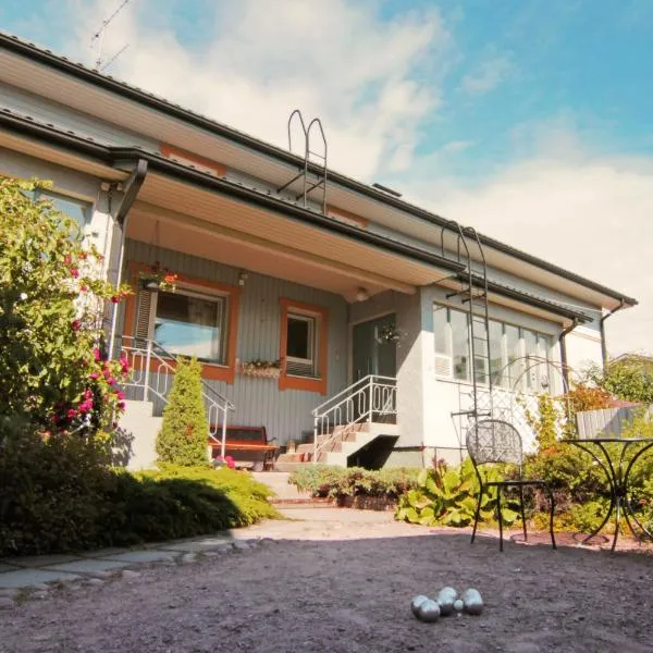 Apartment Hotel Kuukkarin Kortteeri、ポリのホテル