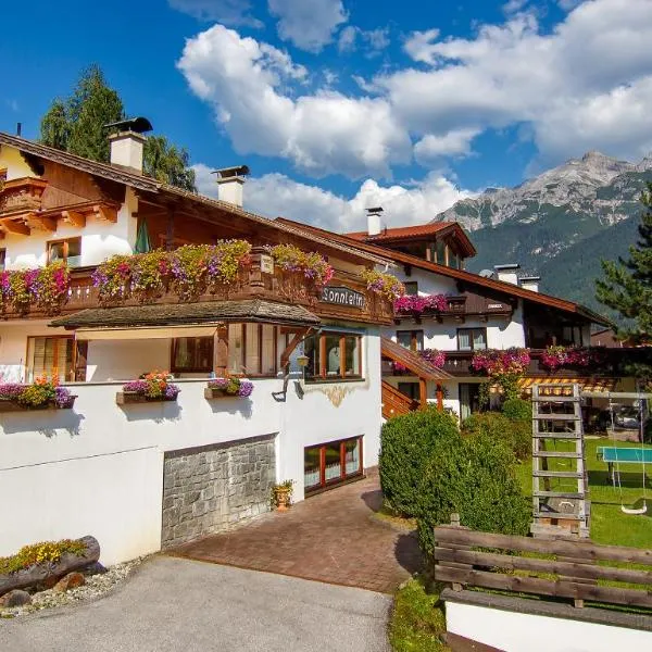 Pension Sonnleitn, hotel a Neustift im Stubaital