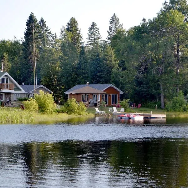 Les 4 chalets - Le 605, отель в городе Мон-Лорье