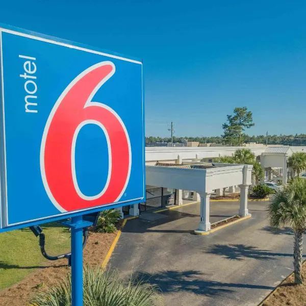 Motel 6-Saraland, AL、サラランドのホテル