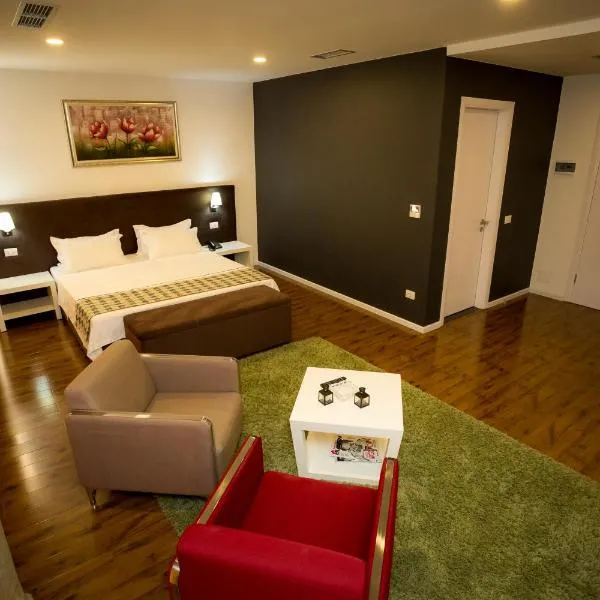 Havana Hotel, hotell i Shkodra