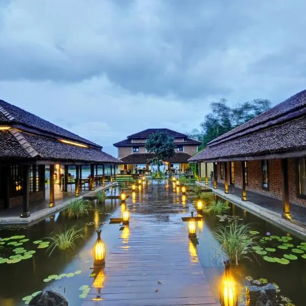 Anantya By The Lake, hotel di Kuzhittura