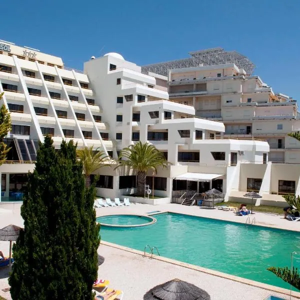 Hotel Atlantida Sol, hotel in Figueira da Foz