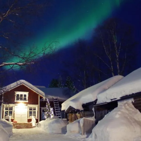 Nivankylä에 위치한 호텔 LAURI Historical Log House Manor