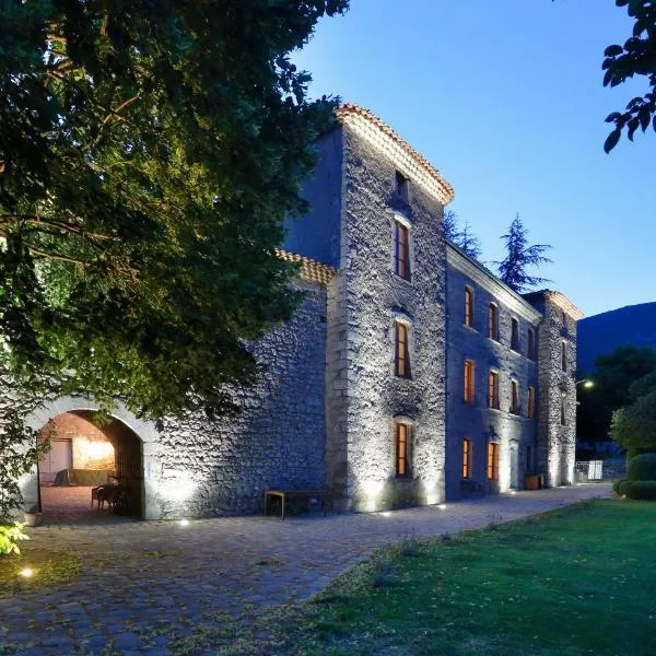 Chateau de Montfroc, hotel in Séderon