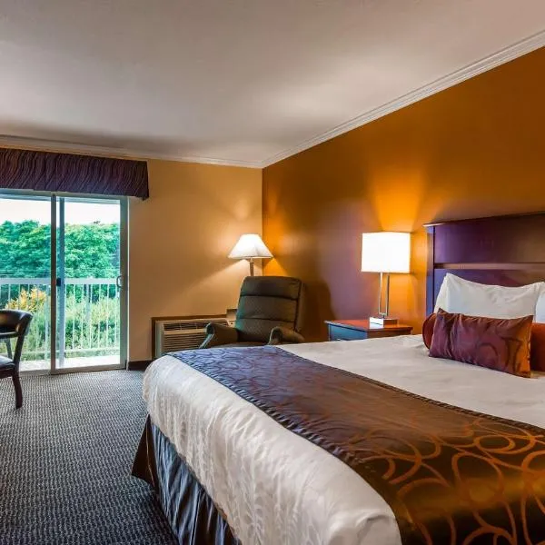 Best Western Plus Landmark Inn, hotelli kohteessa Lincoln City