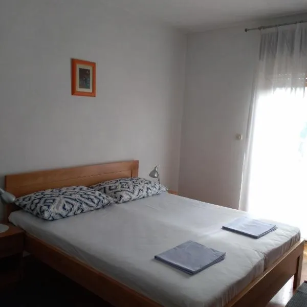 Room Rade, hotel en Stari Grad
