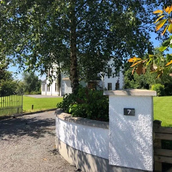 The White House, hotel in Enniskillen