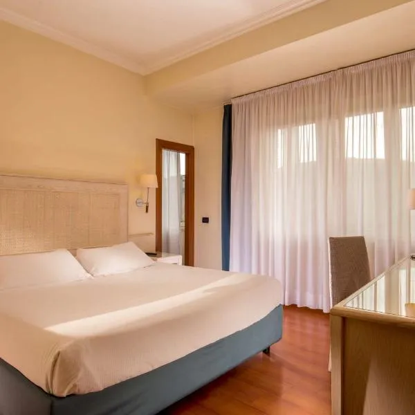 Best Western Hotel Globus, hotel v mestu La Romanina