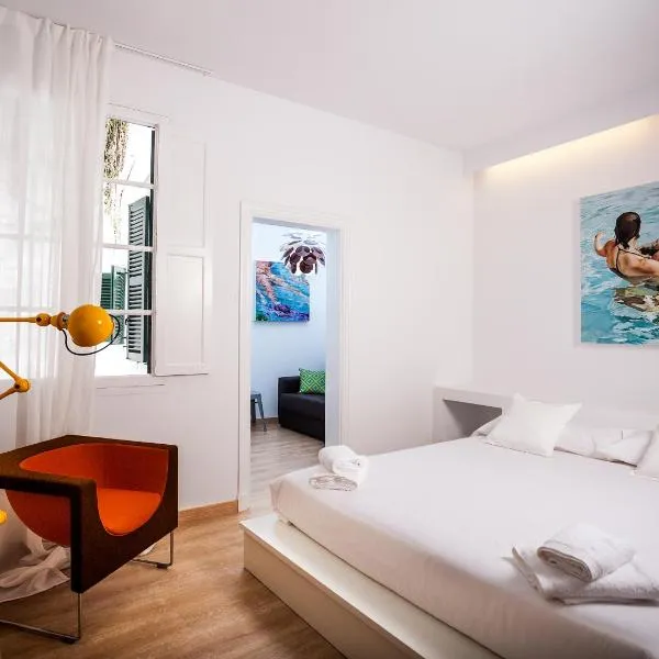 Cheap & Chic Hotel, hotel v destinaci Ciutadella
