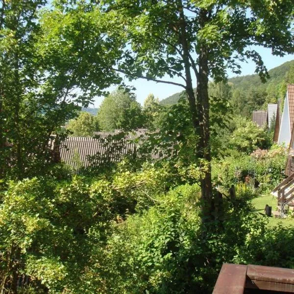 Ferienhaus 32, hotel in Kinding