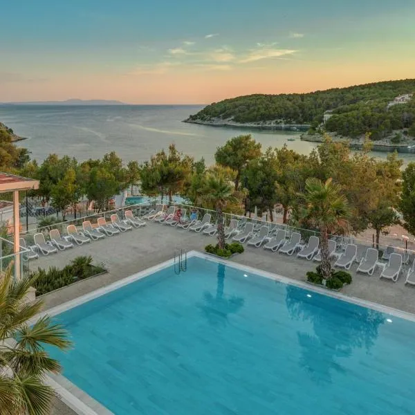 Gava Waterman Milna Resort – All Inclusive, hotel v destinaci Milna