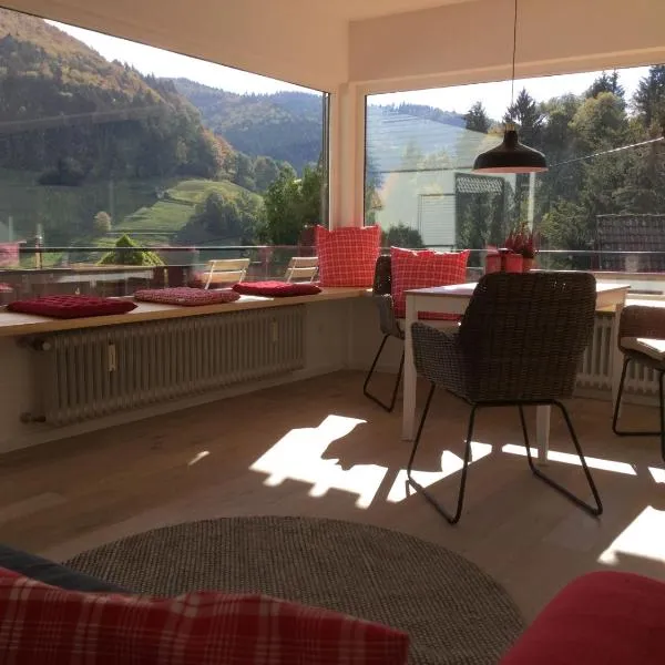 Erikas Haus, hotel u gradu Minstertal