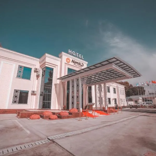 Asmald Palace Hotel、Kokandのホテル