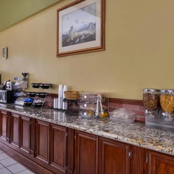 Americas Best Value Inn West Columbia, hotel v destinaci West Columbia