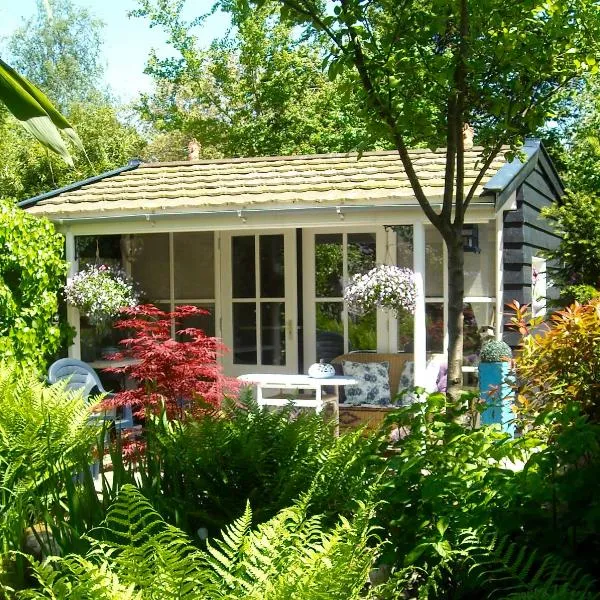 Logies Het Tuinhuisje, hotel v destinaci Enschede
