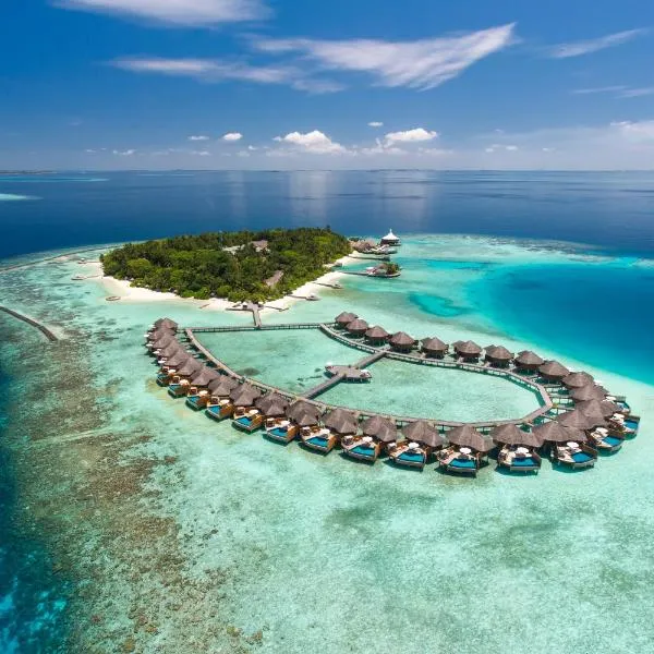 Baros Maldives, hotel v mestu Male City
