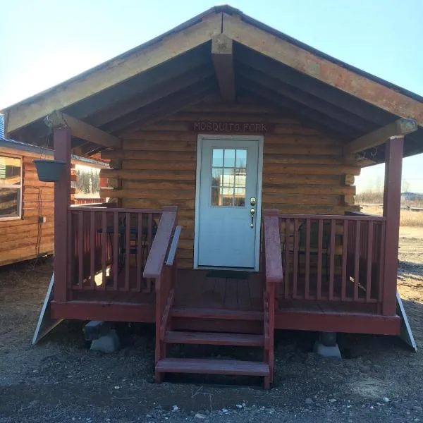 Alaska Log Cabins on the Pond, hotel en Clear Creek Park