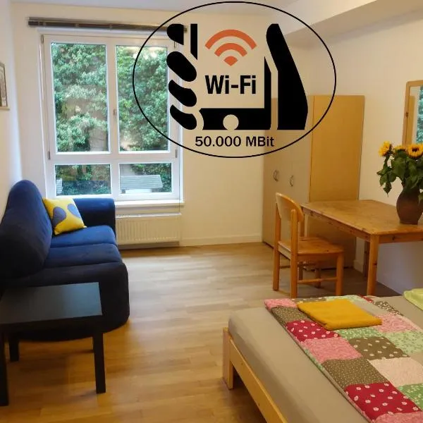 Private Rooms in Prenzlauerberg, hotel v Berlíně