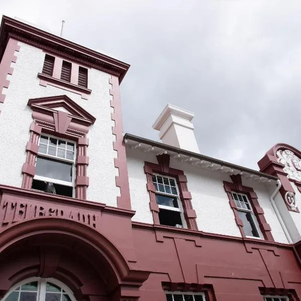 Clarence Boutique Hotel, hotel in Tauranga