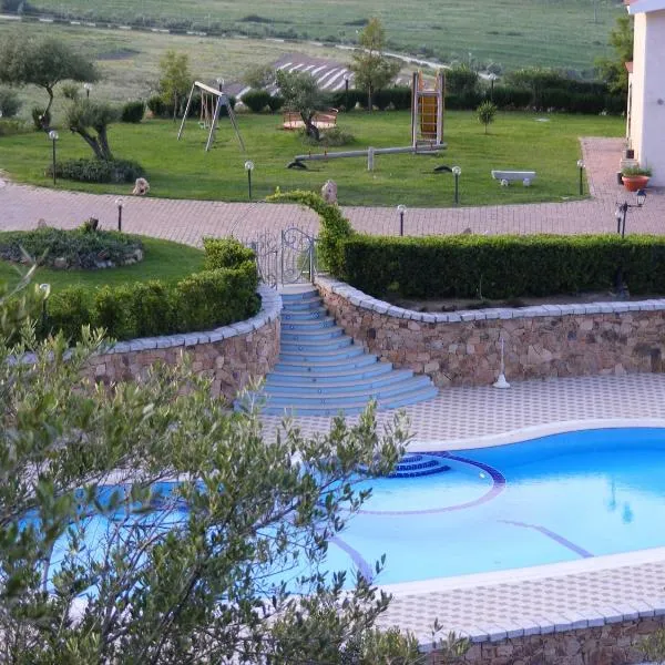 Tenuta Su Vrau, hotel v destinaci Posada