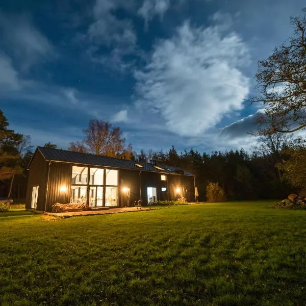 Hõbekala Guesthouse, hótel í Kalana