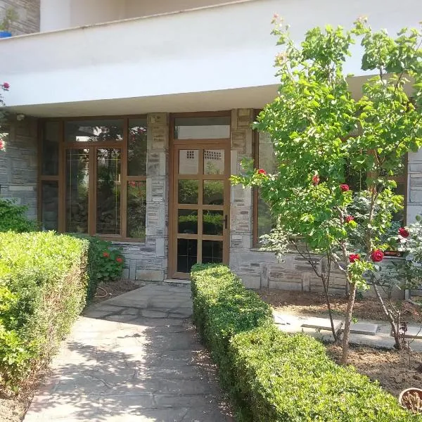 Maisonette Afroditi, khách sạn ở Perea