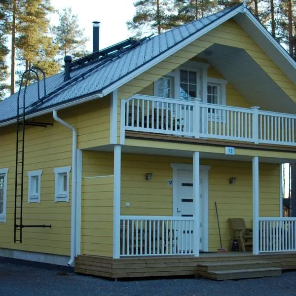 Aurinkolinna 12, hotell i Jalasjärvi