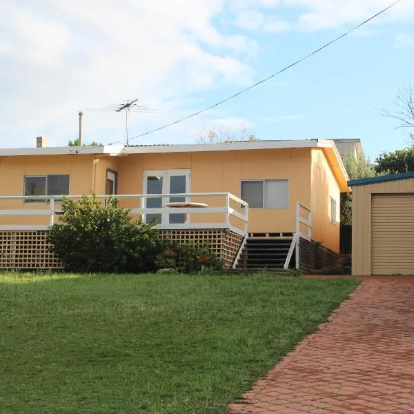 Brandis Beach House, hotel v destinaci Guilderton