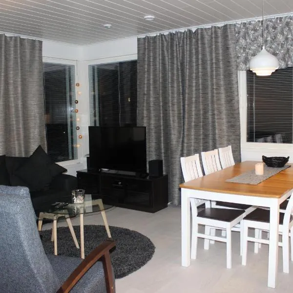 Majoituspalvelu Nurmi Apartment Oksapolku 2 A Deluxe Huoneisto 60m3, hotel em Raahe