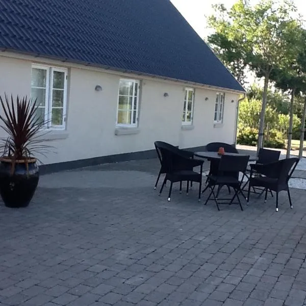 Lykkebjerg, Hotel in Varde
