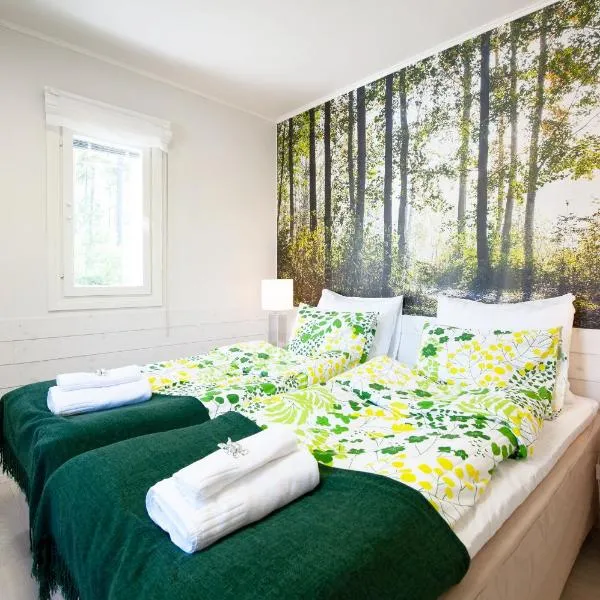 Hotel Hiisi Hill: Jämsä şehrinde bir otel