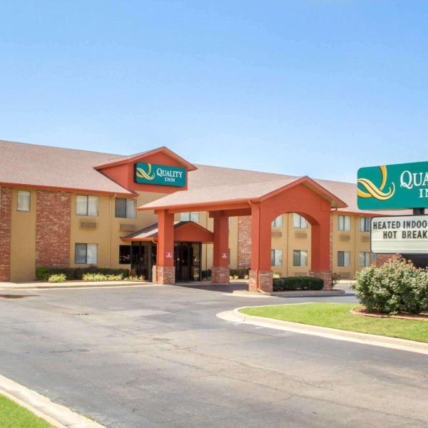 Quality Suites Tulsa I-44 — photo 23