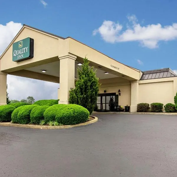 Quality Inn Holly Springs South, hotel di Holly Springs