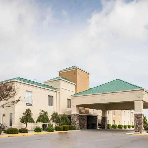 Quality Inn Hayti North, hotel en Steele