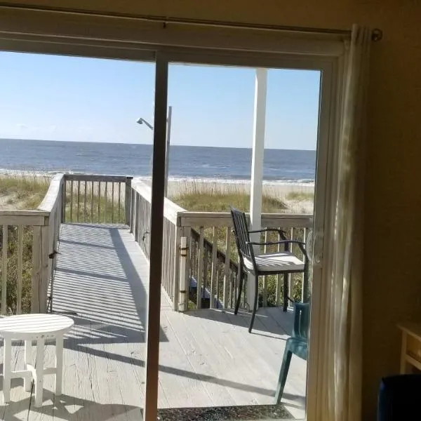 Blue Crab Cove, hotel Oak Islandben