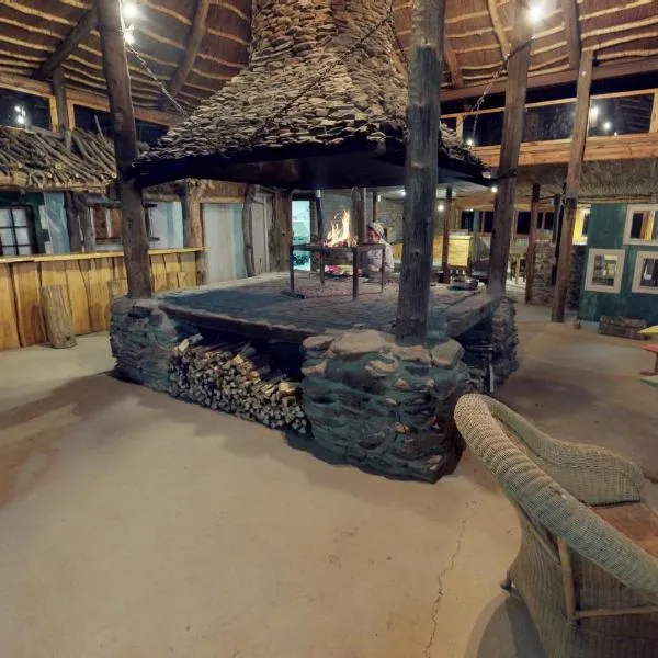 Swartberg Pass Cottages - Kobus Se Gat, khách sạn ở Matjiesrivier