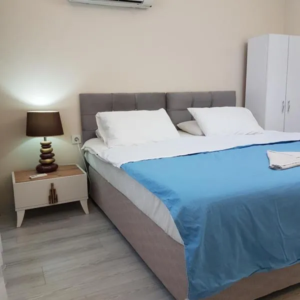 Yeşilyurt Pansiyon Hotel, hotel v destinaci Izmir