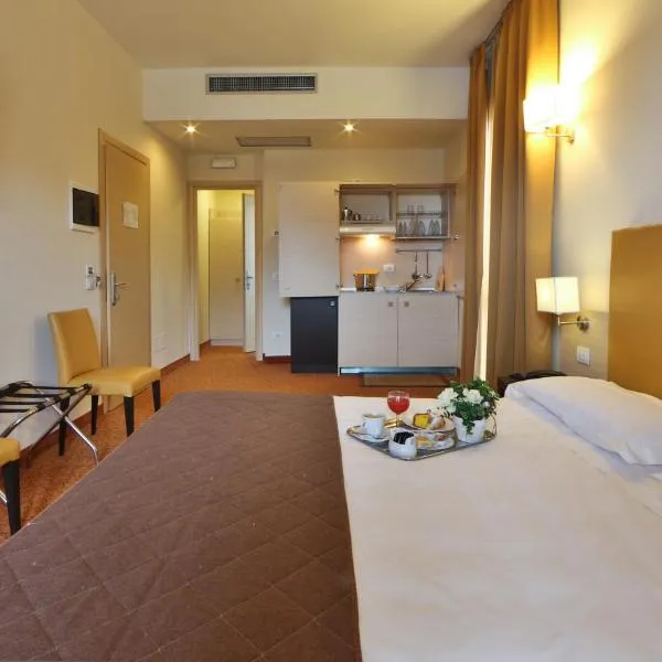 Regal Residence, hotel v destinaci Brescia