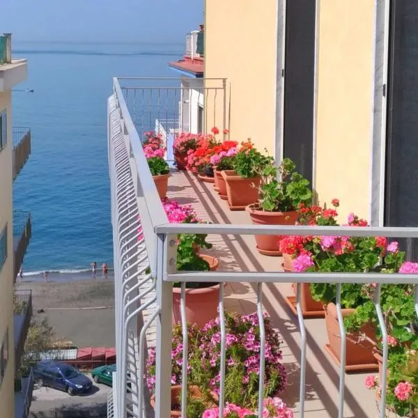 Il Soffione Home, hotel en Salerno