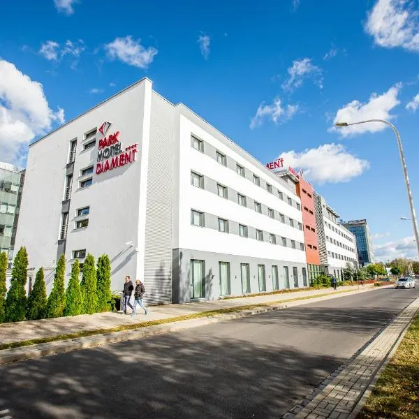 Park Hotel Diament Wroclaw, hotel in Pietrzykowice