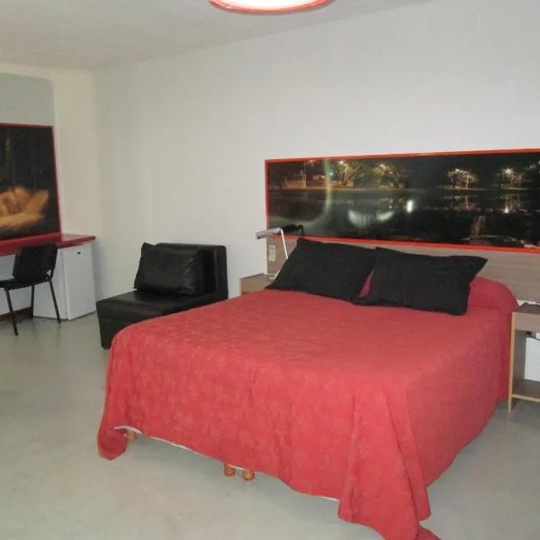 Cañas Suites Urbanas, hotel in Mina Clavero