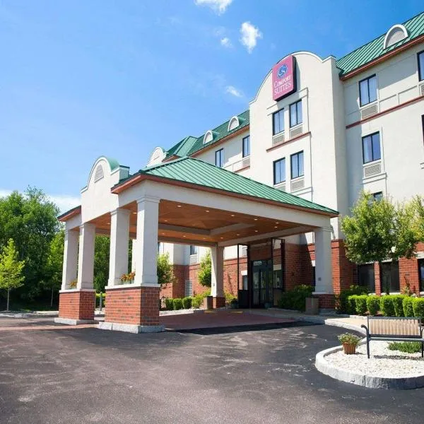 Comfort Suites West Warwick - Providence, hotell i West Warwick