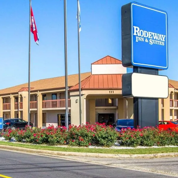 Rodeway Inn & Suites, hotel en Clarksville